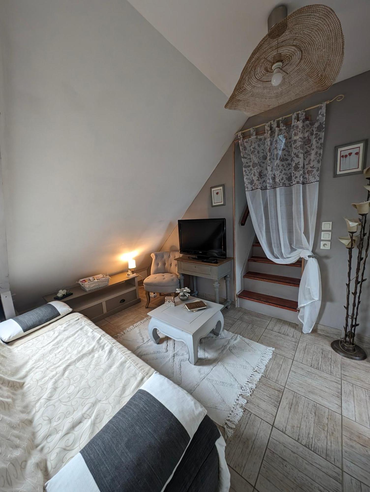Le Cosy Apartment Lanvallay Bagian luar foto